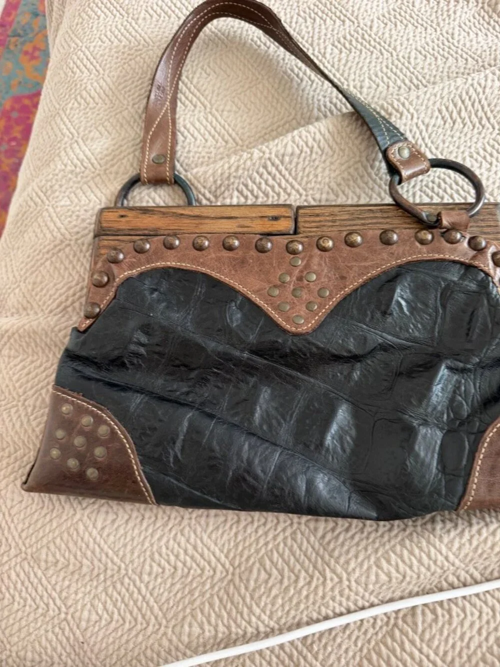 Artisan Made Vintage Womens Leather Wood Frame Studded Hand/Shoulder Bag Boho